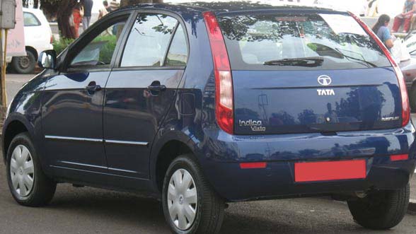 Tata Indica In Back Tata Indica In Back
