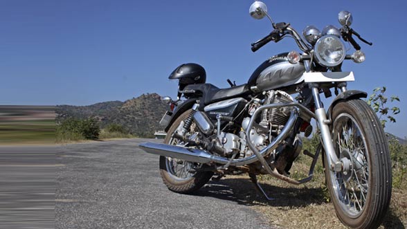 Royal Enfield Thunderbird Front Royal Enfield Thunderbird Front