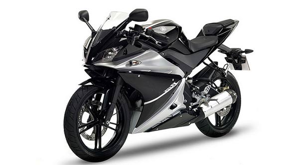 Yamaha YZF R125 Front View