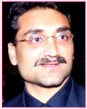 Indian Film Actors Photos Pictures Images Biography 2013: Aditya Chopra
