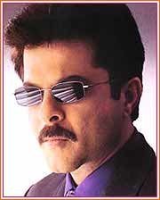 http://www.surfindia.com/celebrities/bollywood/images/anil-kapoor.jpg