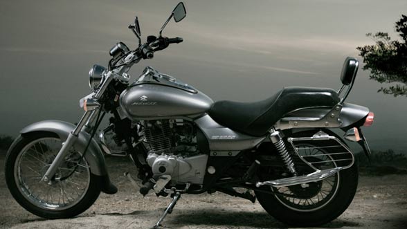 Bajaj Avenger 220 Side View Bajaj Avenger 220 Side View