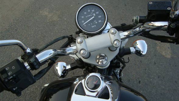 Bajaj Avenger 220 Meter Bajaj Avenger 220 Meter
