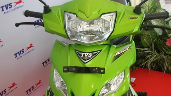 TVS Rockz Front TVS Rockz Front