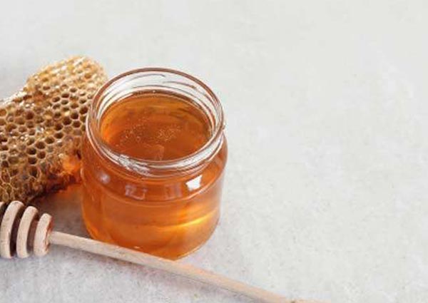 Honey Face Scrub for Dry Skin