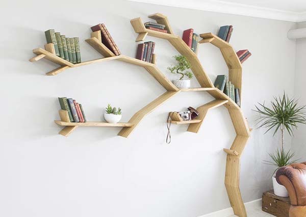 A Bookshelf Tree