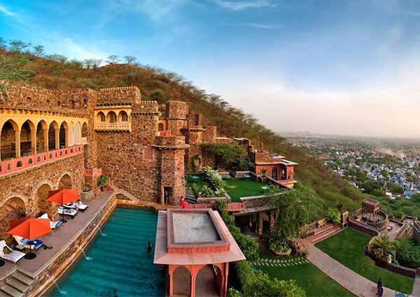 neemrana fort palace rajasthan