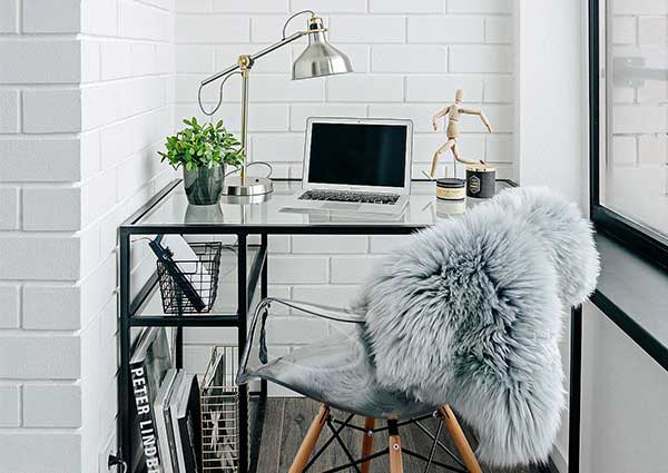 turn balcony into a work space