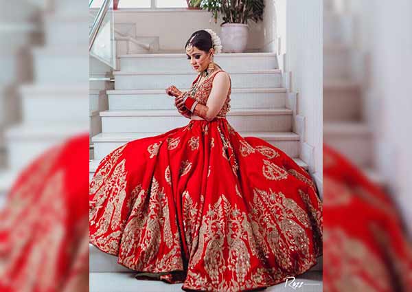 red alternative lehenga