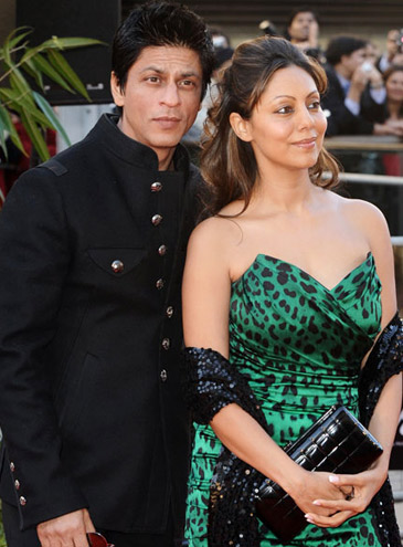 Shah Rukh Khan with wife Gauri Shah Rukh Khan with wife Gauri