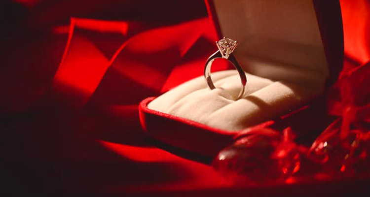 Best Gold Ring Jewelry Gift | Best Aesthetic Yellow Gold Ring Jewelry Gift  for Women, Girls, Girlfriend, Mother, Wife, Daughter | Mason & Madison Co.